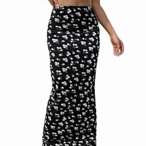 Black Floral Long Maxi Skirt w/ Elastic Waistband